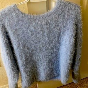 Jessica Simpson, blue sweater